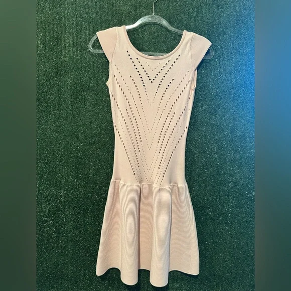 Maje Majeeryne Knit Fitted Lazer Mini Dress Light Pink Flare Ruffle - Picture 2 of 11